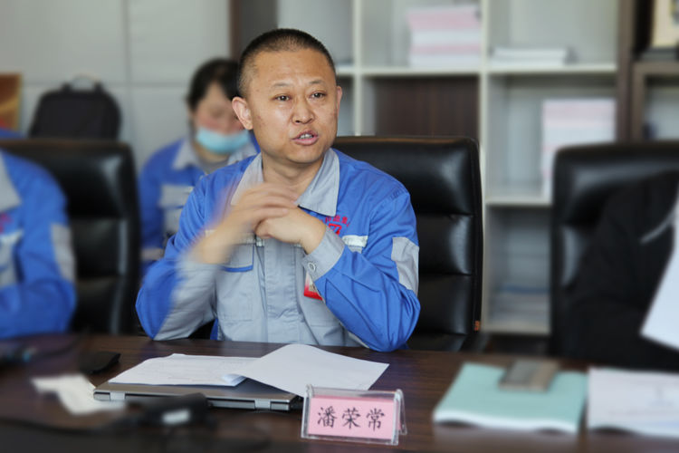 “氣力輸送連續供料關(guān)鍵設備”科技成果評價(jià)會(huì )在章丘豐源隆重舉行